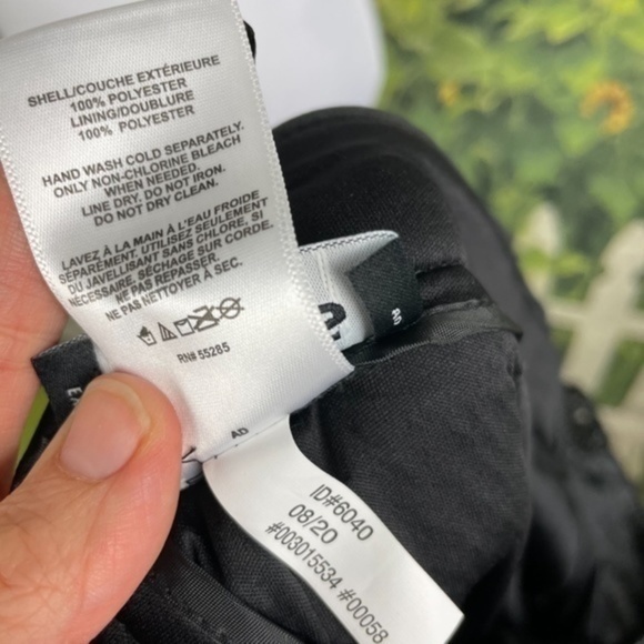 EXPRESS Black Tinsel Bermuda Shorts 4 - Picture 14 of 14